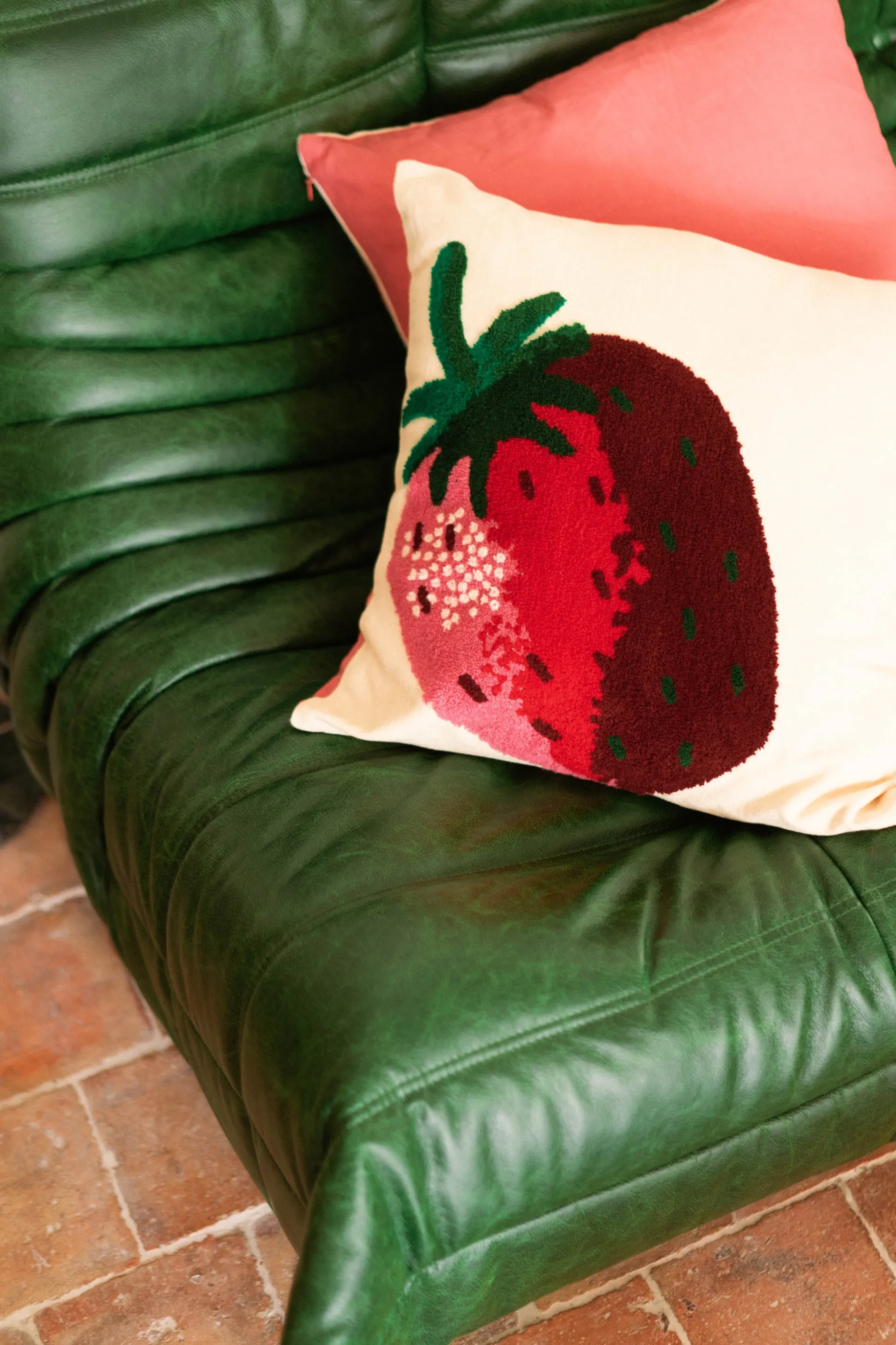 COUSSIN MICHELLE PINK^Make My Lemonade Online