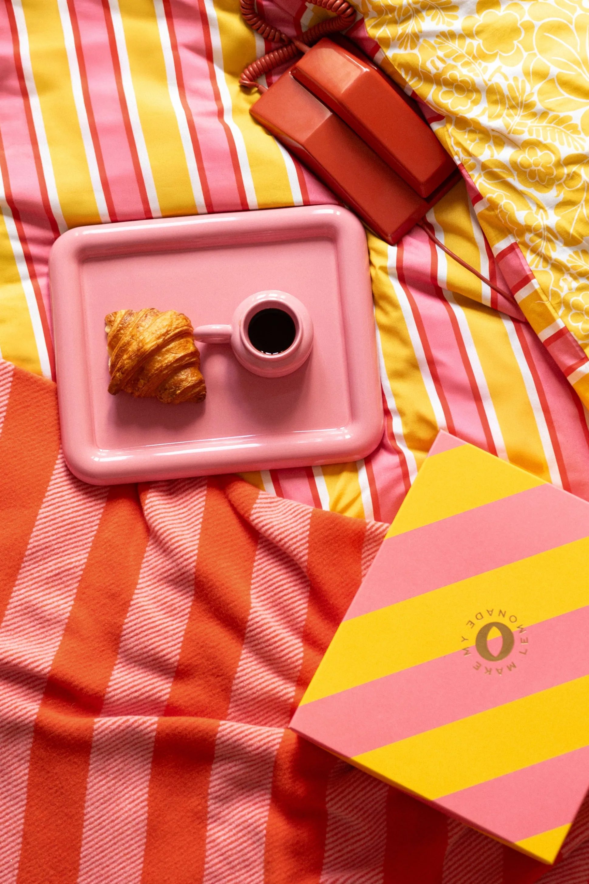 PLATEAU CARRE CONNOR ROSE^Make My Lemonade Best