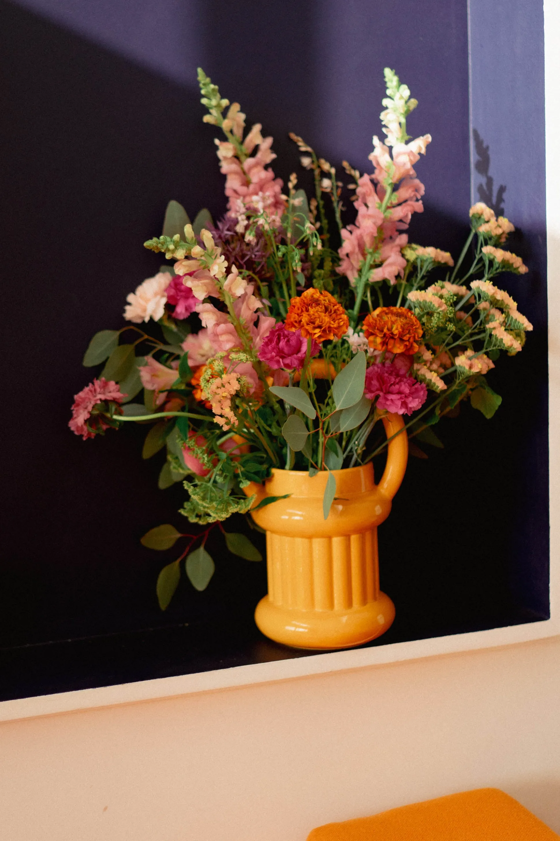 VASE OLIVER YELLOW^Make My Lemonade Outlet